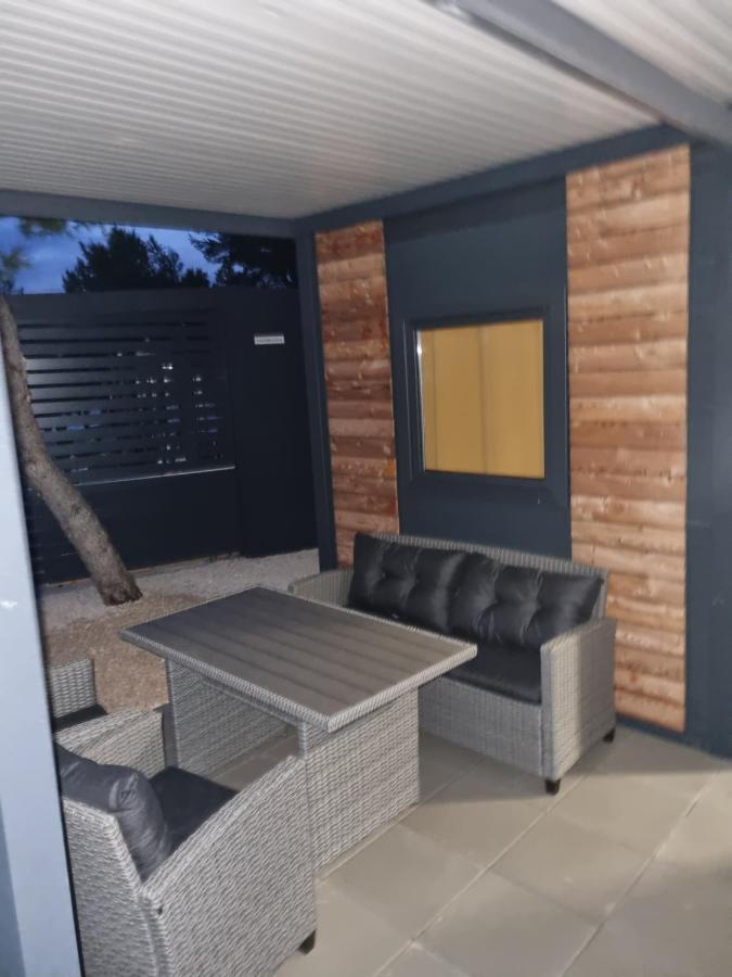Hipo Camp Mobil Home Arta Pakoštane Kültér fotó